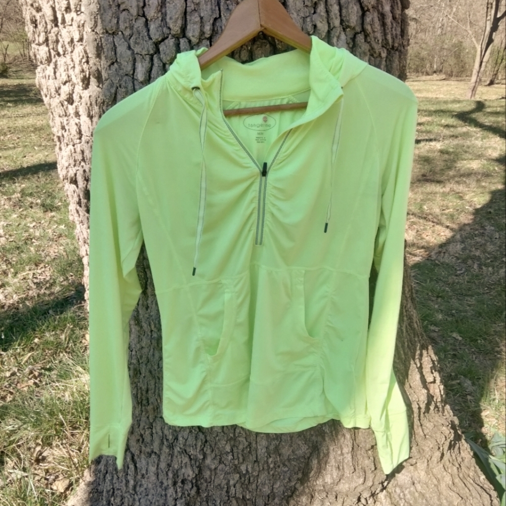 ⬇️Price Drop!⬇️ Tangerine Hoodie in size M